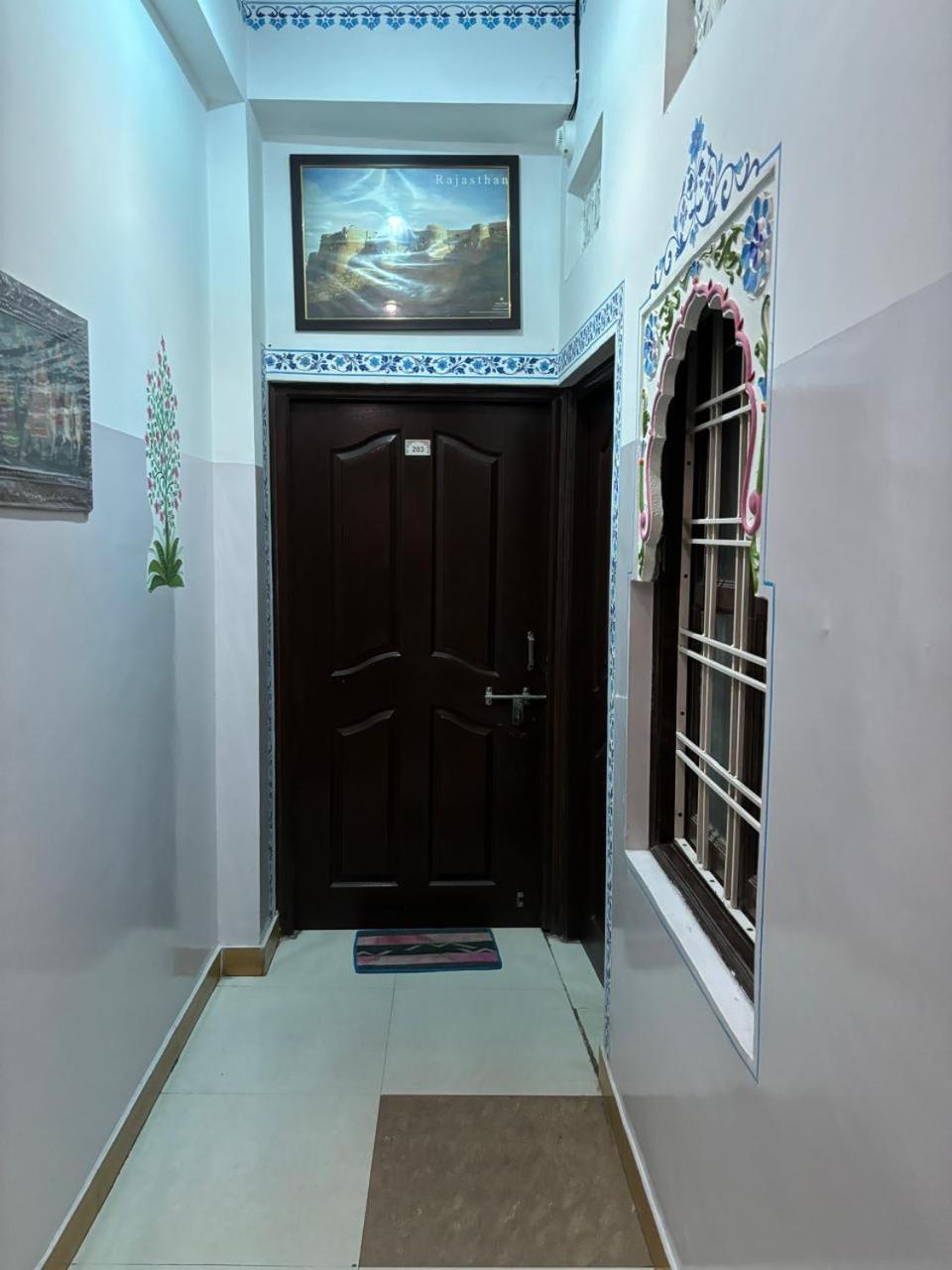 The Royal Lake View Villa Udaipur Bagian luar foto